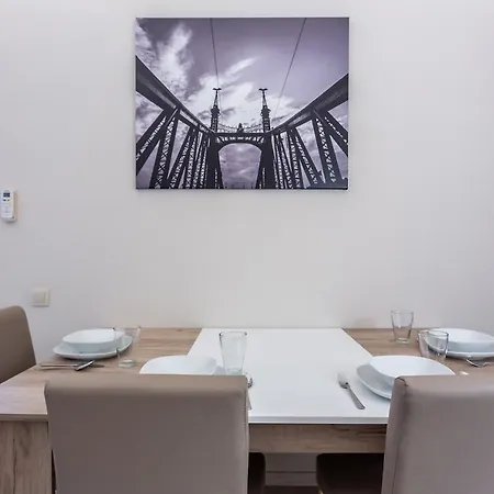 Apartmán Goldcentral Akacfa *