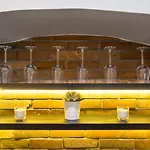 Goldcentral Akacfa-next To Mazel Tov-brilliant Location Apartmán Budapešť