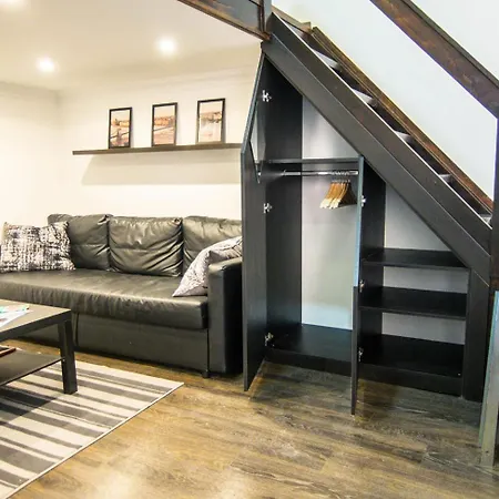 Apartment Goldcentral Akacfa Budapest