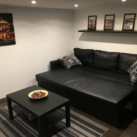 Goldcentral Akacfa Apartment Budapest