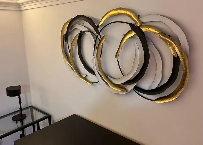 Goldcentral Akacfa-next To Mazel Tov-brilliant Location * 布达佩斯