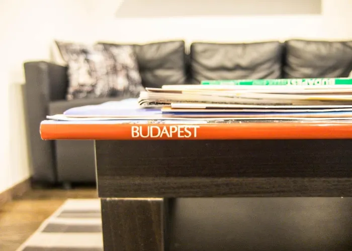 Goldcentral Akacfa-next To Mazel Tov-brilliant Location 公寓 布达佩斯